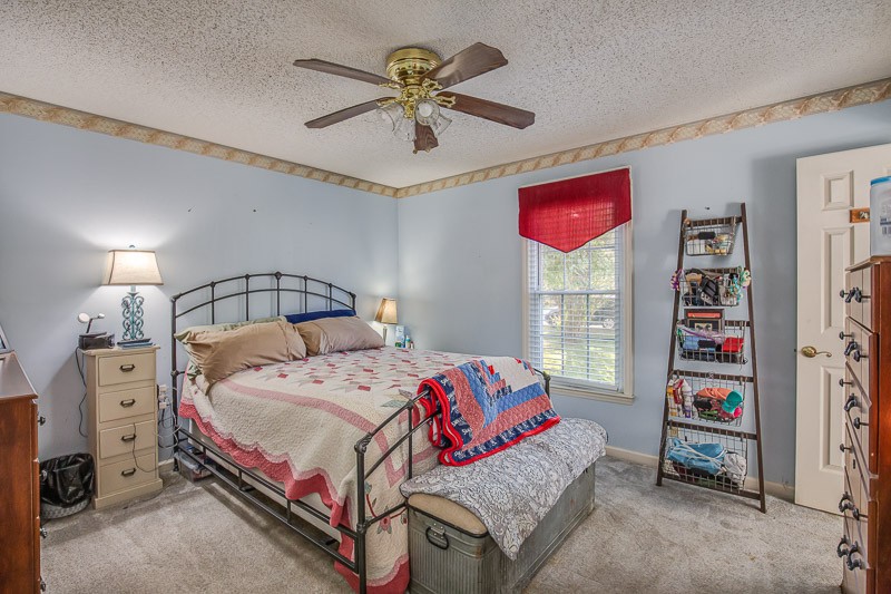 462 Deerfield Dr