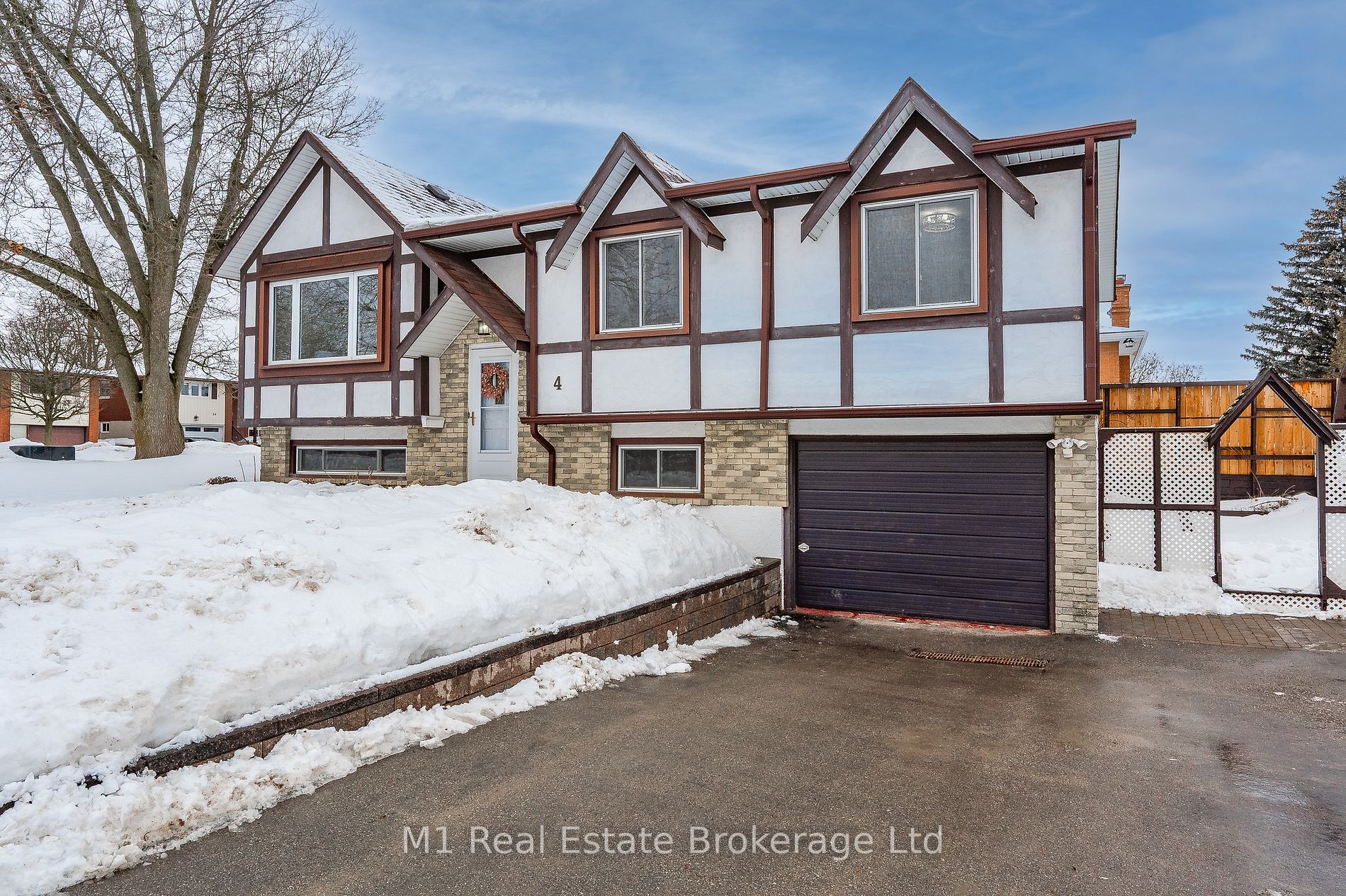 4 Longfellow Ave