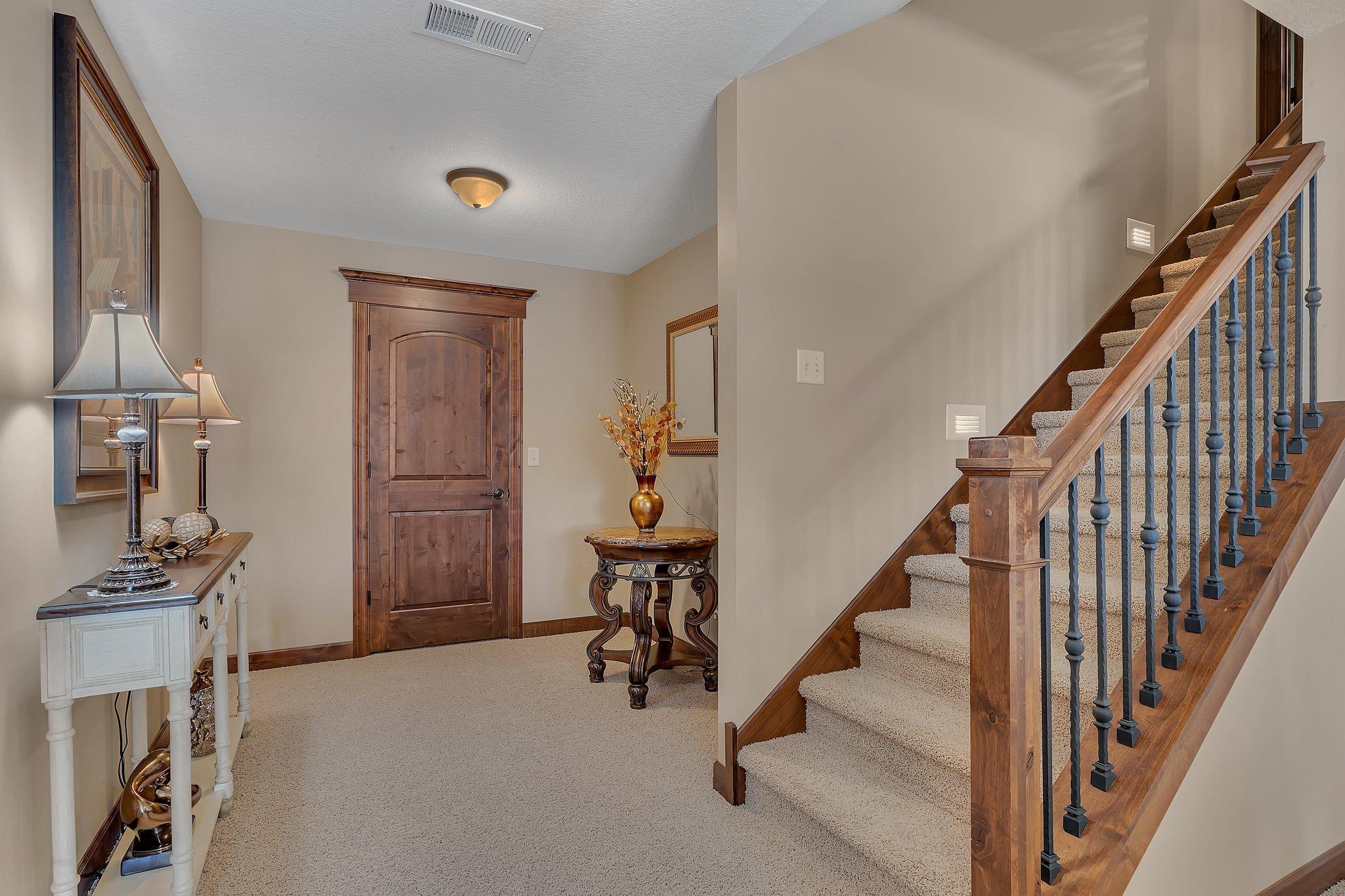 2255 Chelmsford Lane