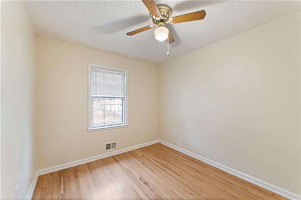 5007 Outlook Street