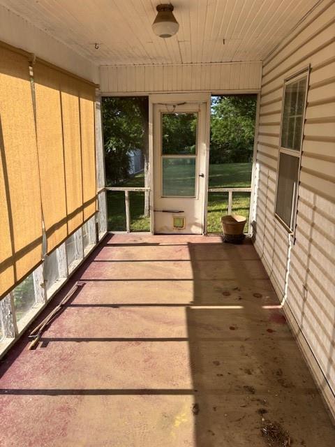 409 E Tarrant Road