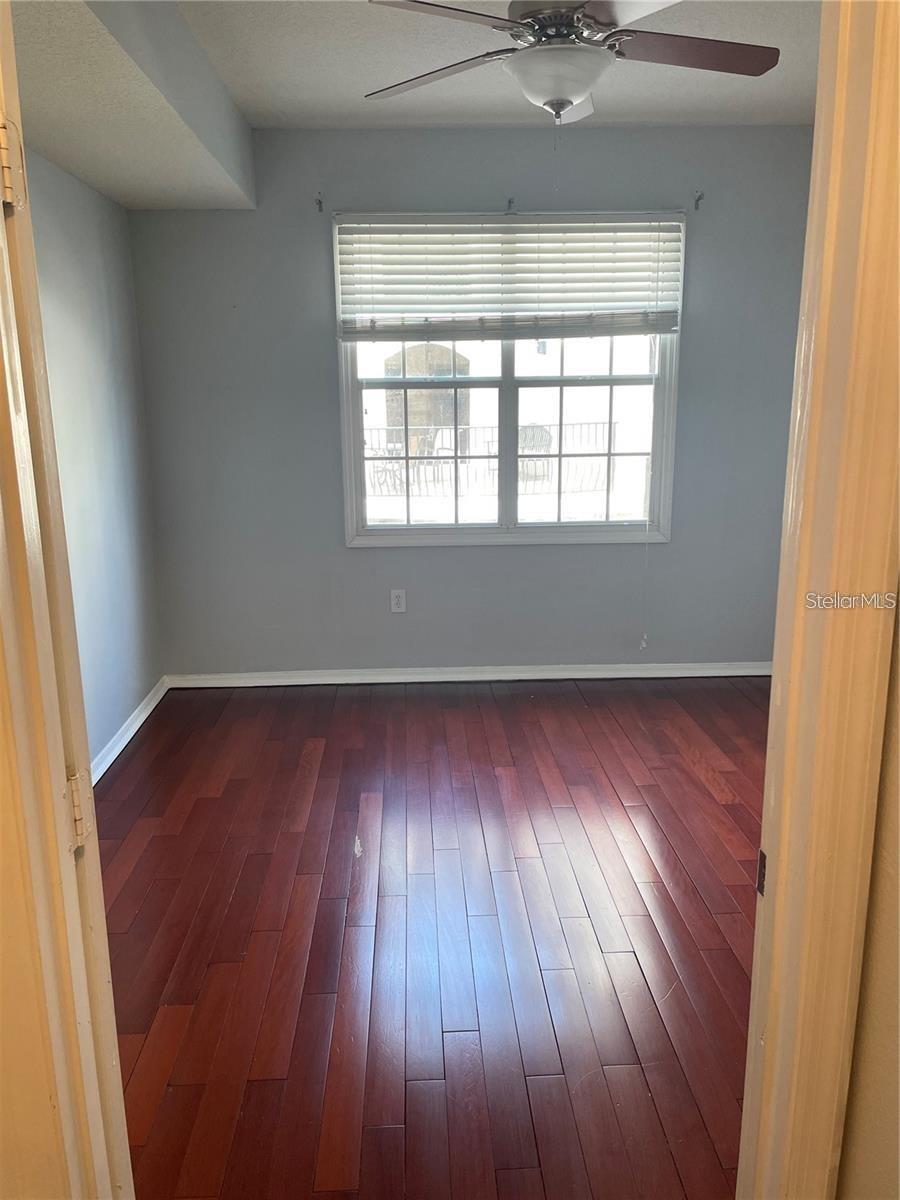 501 Knights Run Avenue 1124