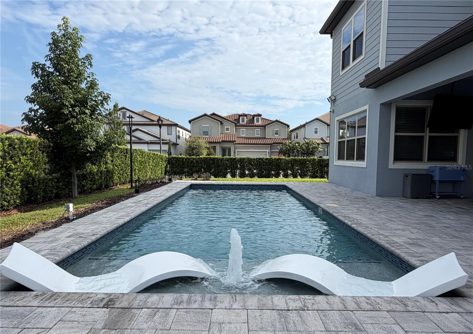 8024 Leaf Grove Circle Circle