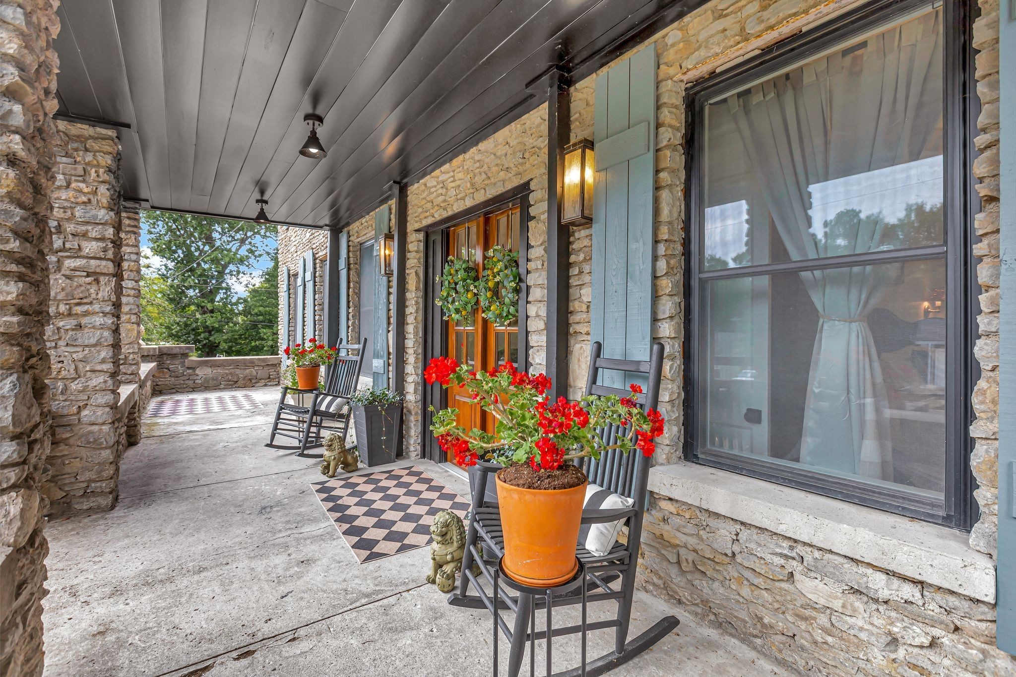 Amazing renovation. Full gut reno with huge lot. 2 additional lots convey with sale. 20 minutes to downtown. Designer finishes!! Other lots Parcel ID: 052-03-0-092.00 & 052-03-0-091.00.