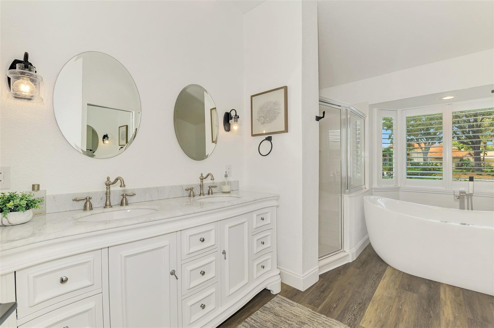 14518 Bridgeview Lane