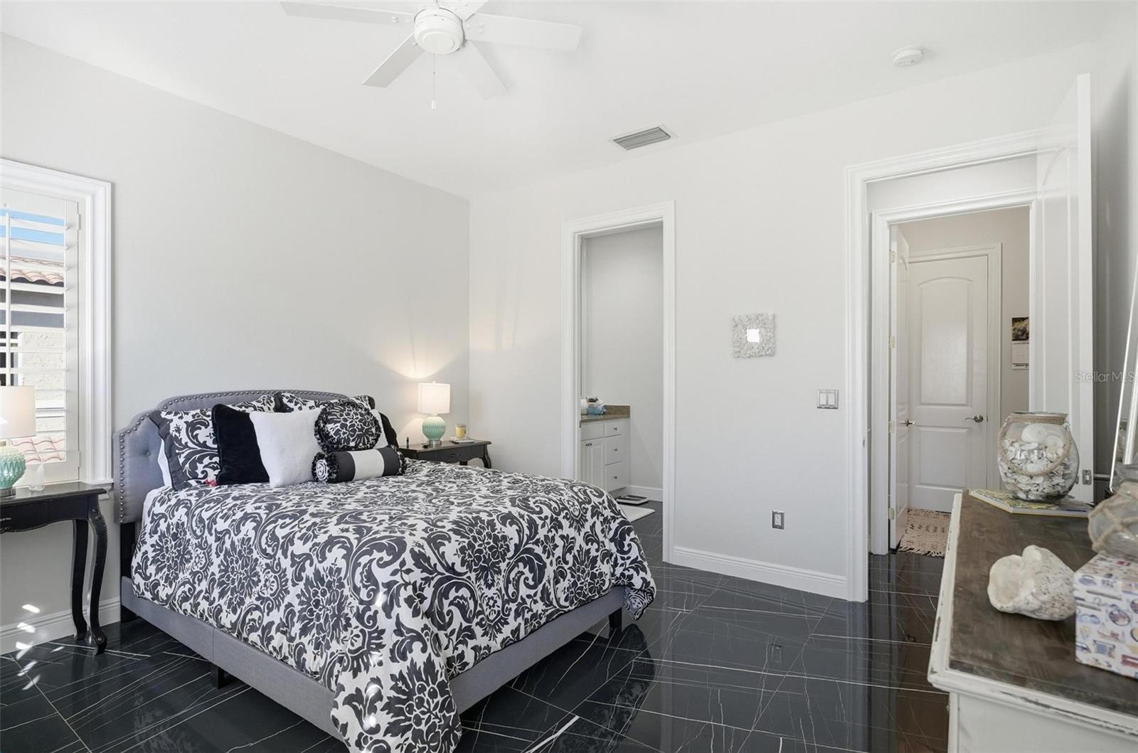 110 Club House Drive 301