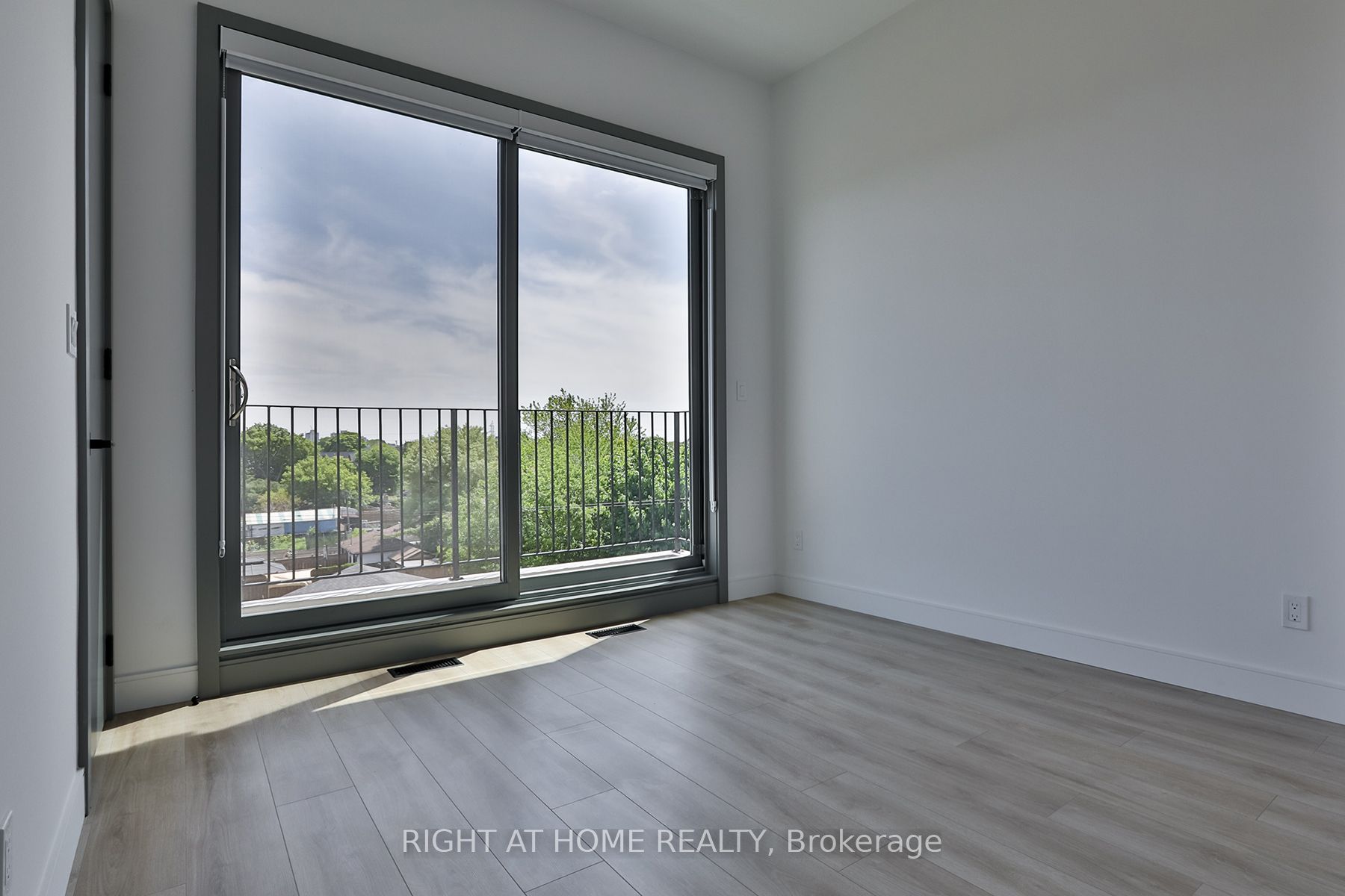 1169 Davenport Rd Unit 3