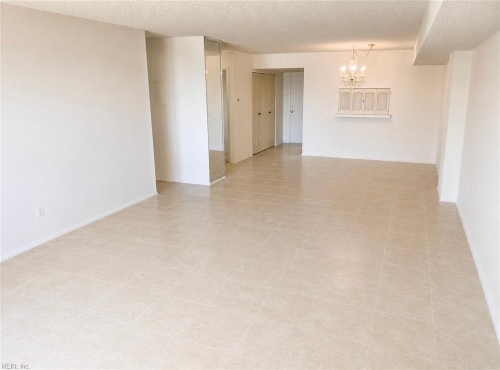 2830 Shore Drive 606