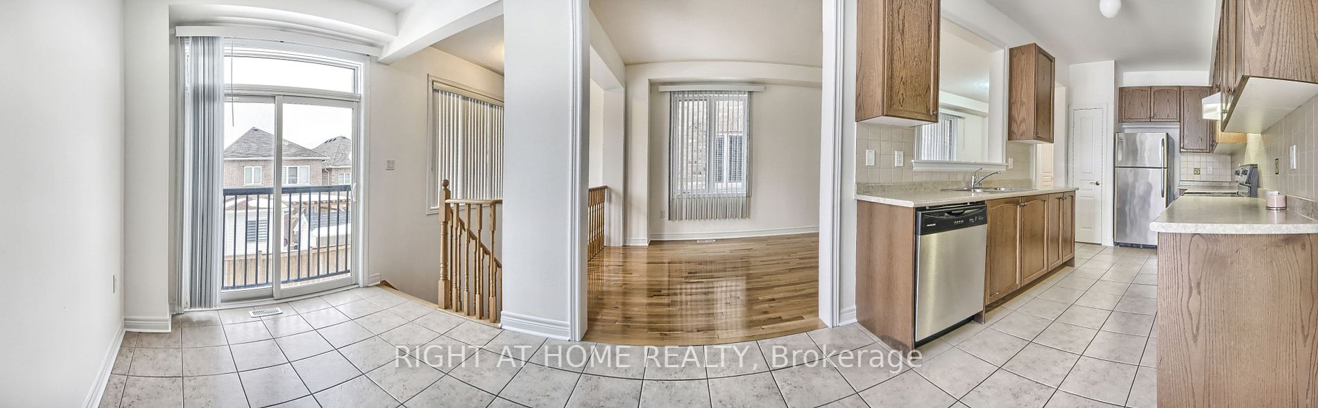 63 Paper Mills Cres