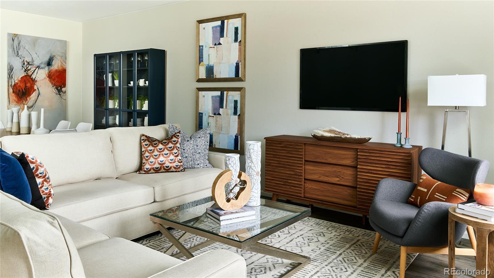 6623 N Ceylon Street