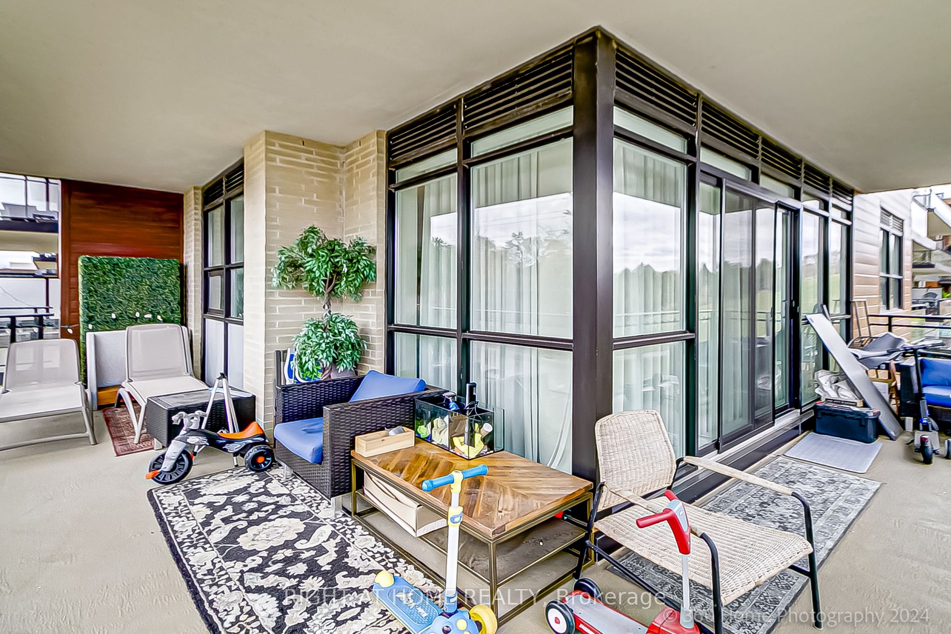 1575 W Lakeshore Rd 227