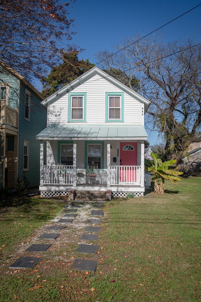 521 Mason Ave 578