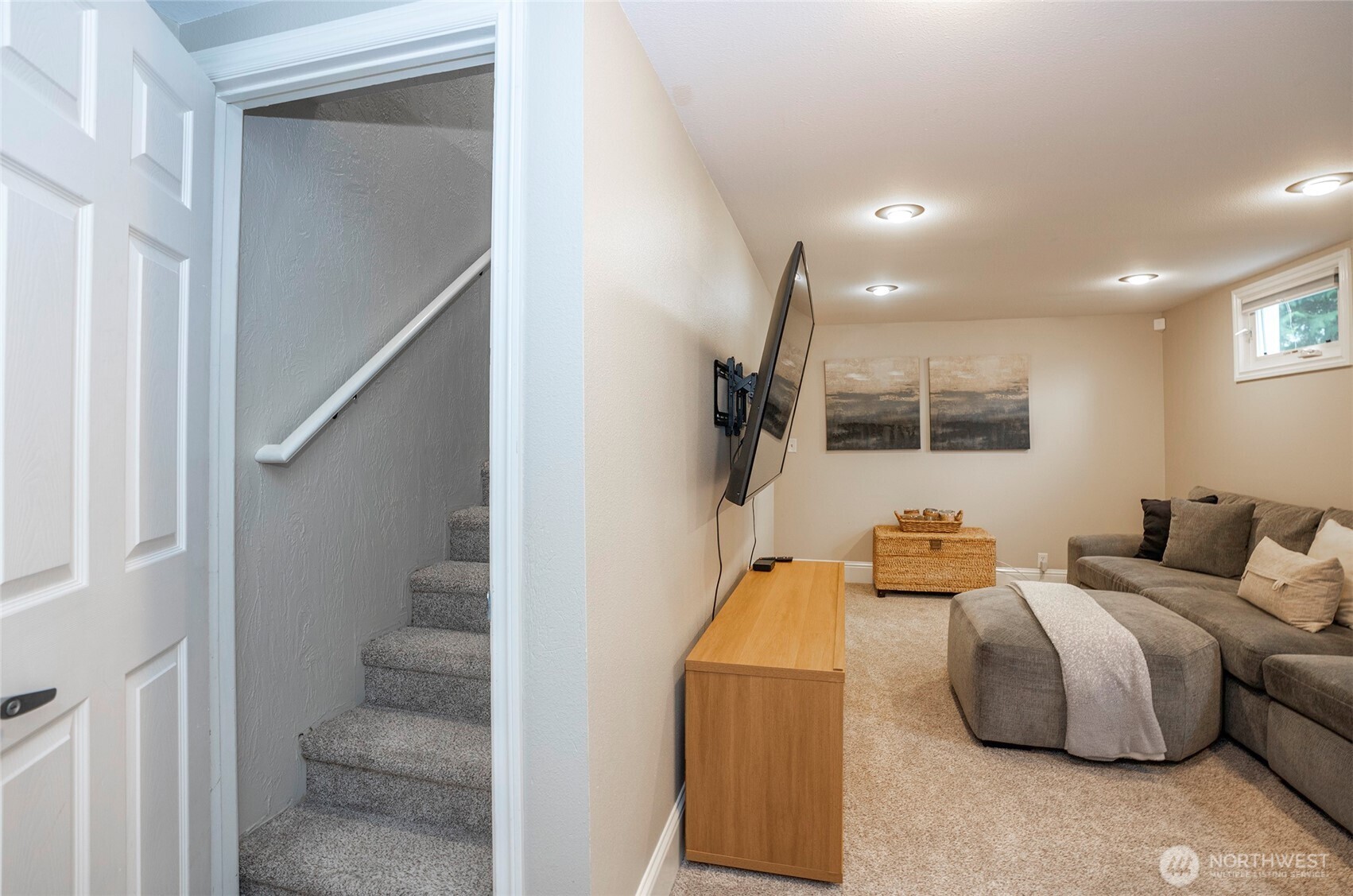 4414 Chrisella Road E