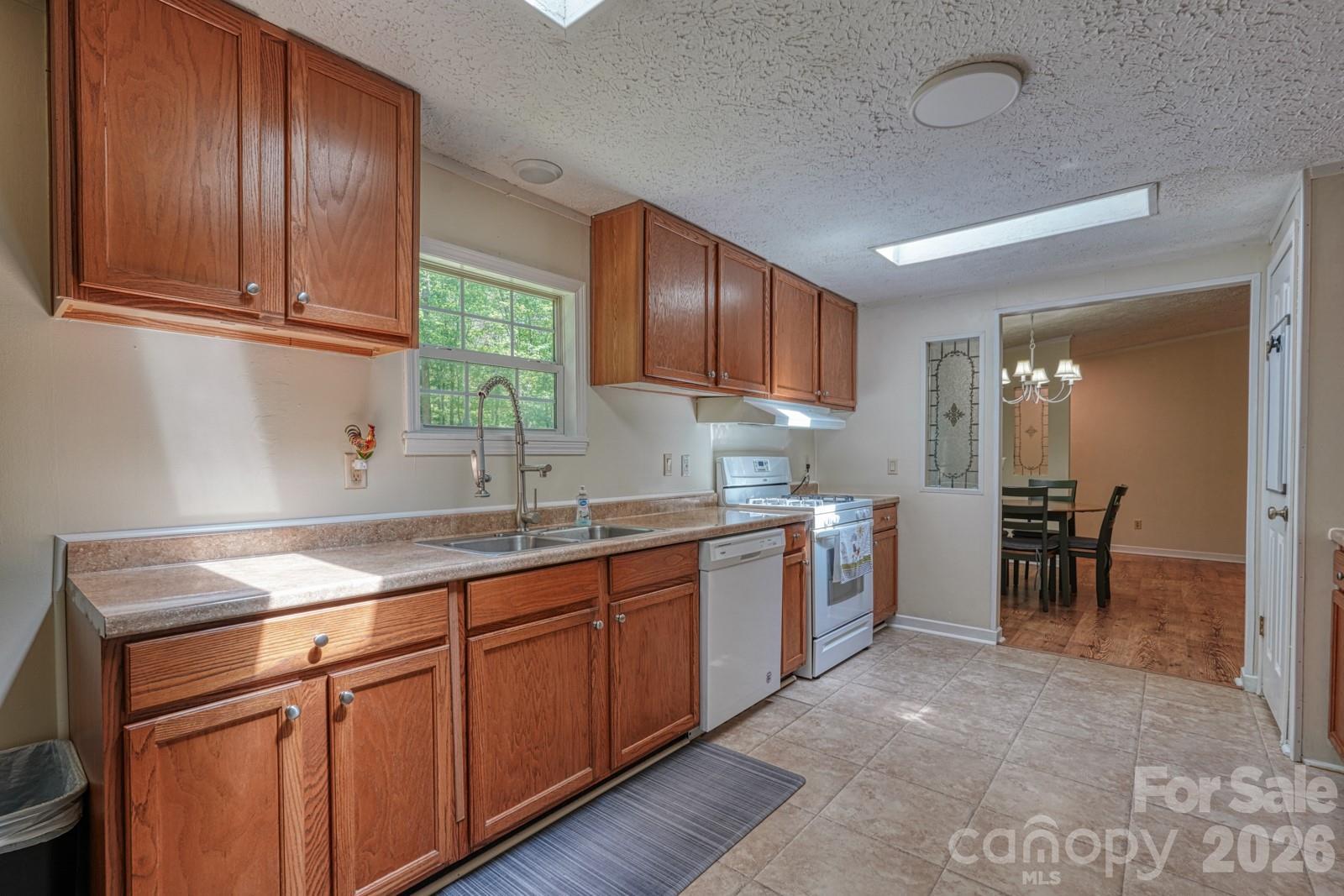 123 Little Rock Way
