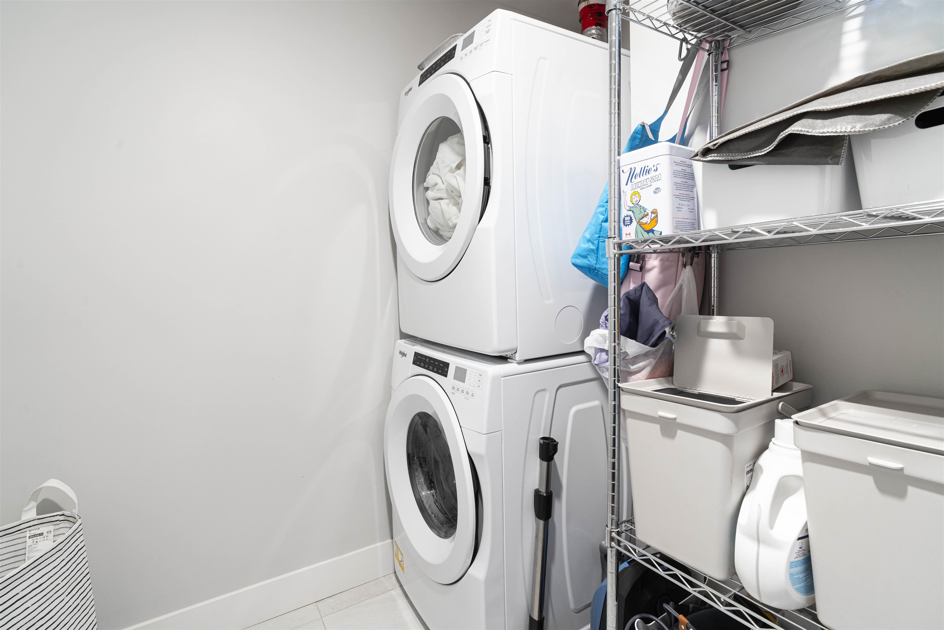 2180 Kelly Avenue 4615