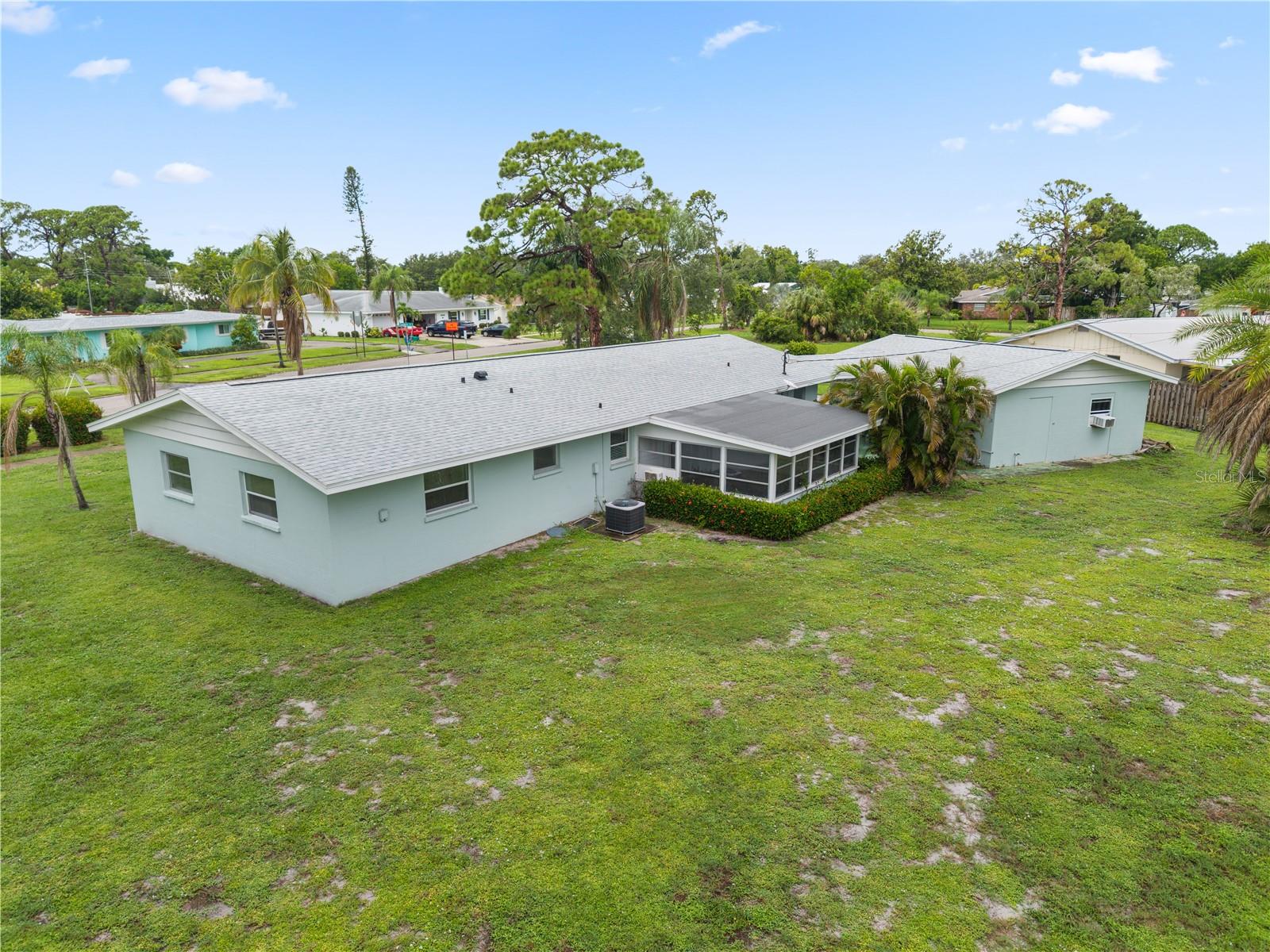 1225 Casabella Drive