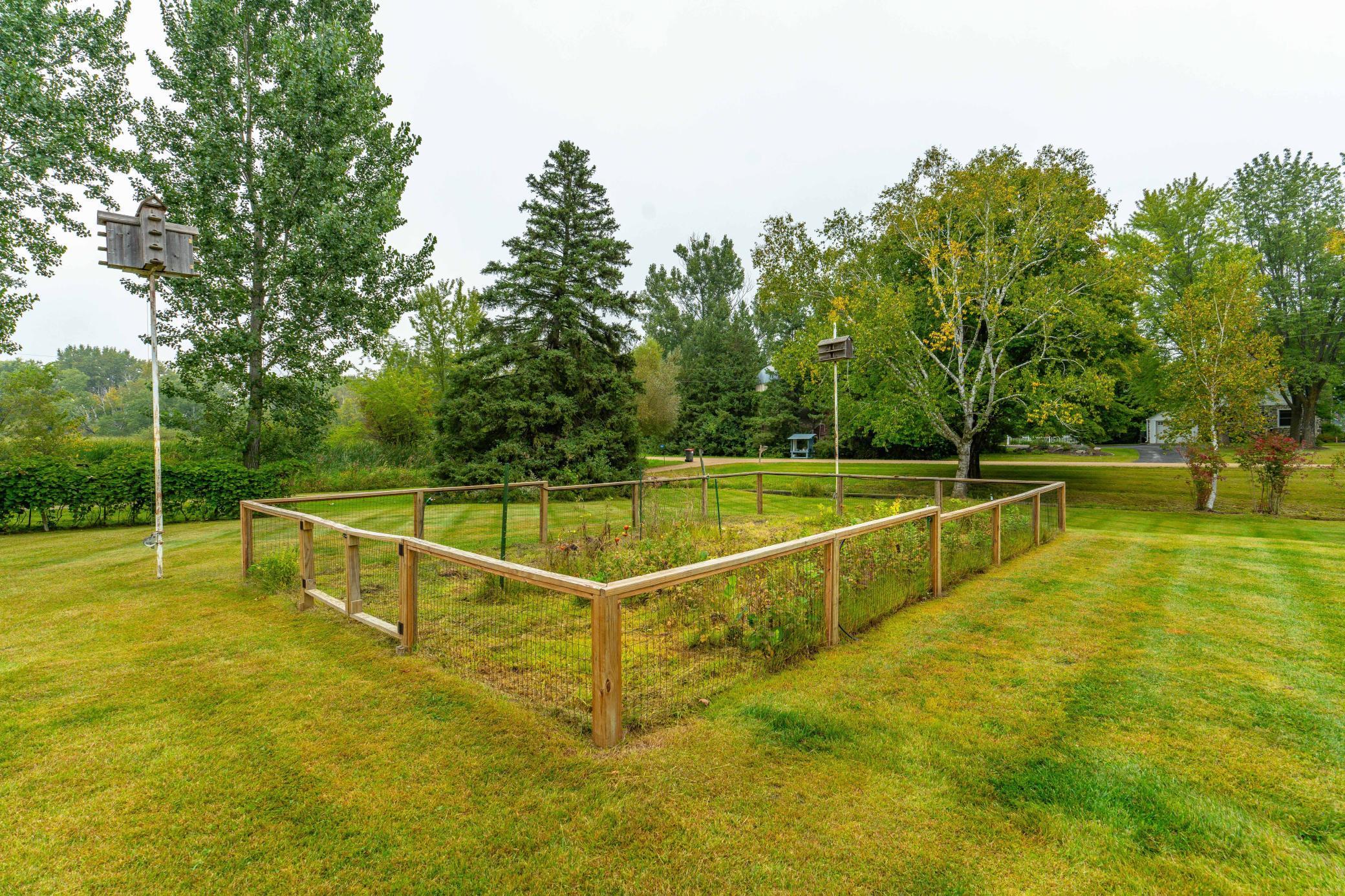 1578 N Lake Miltona Drive NE