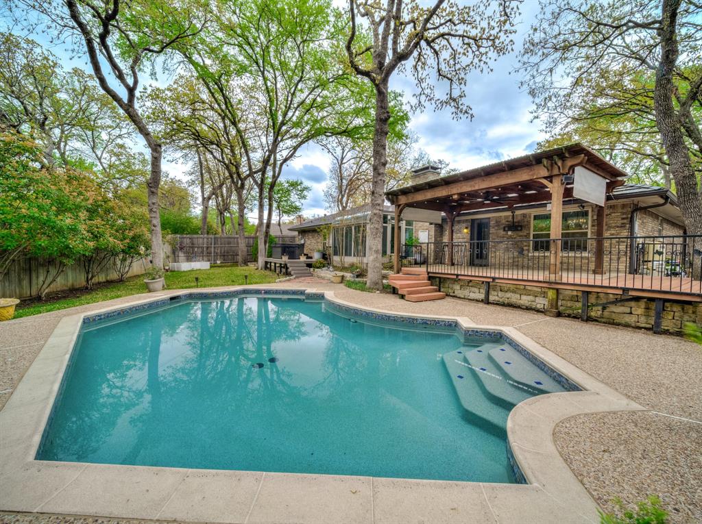 4804 Chapel Springs Court