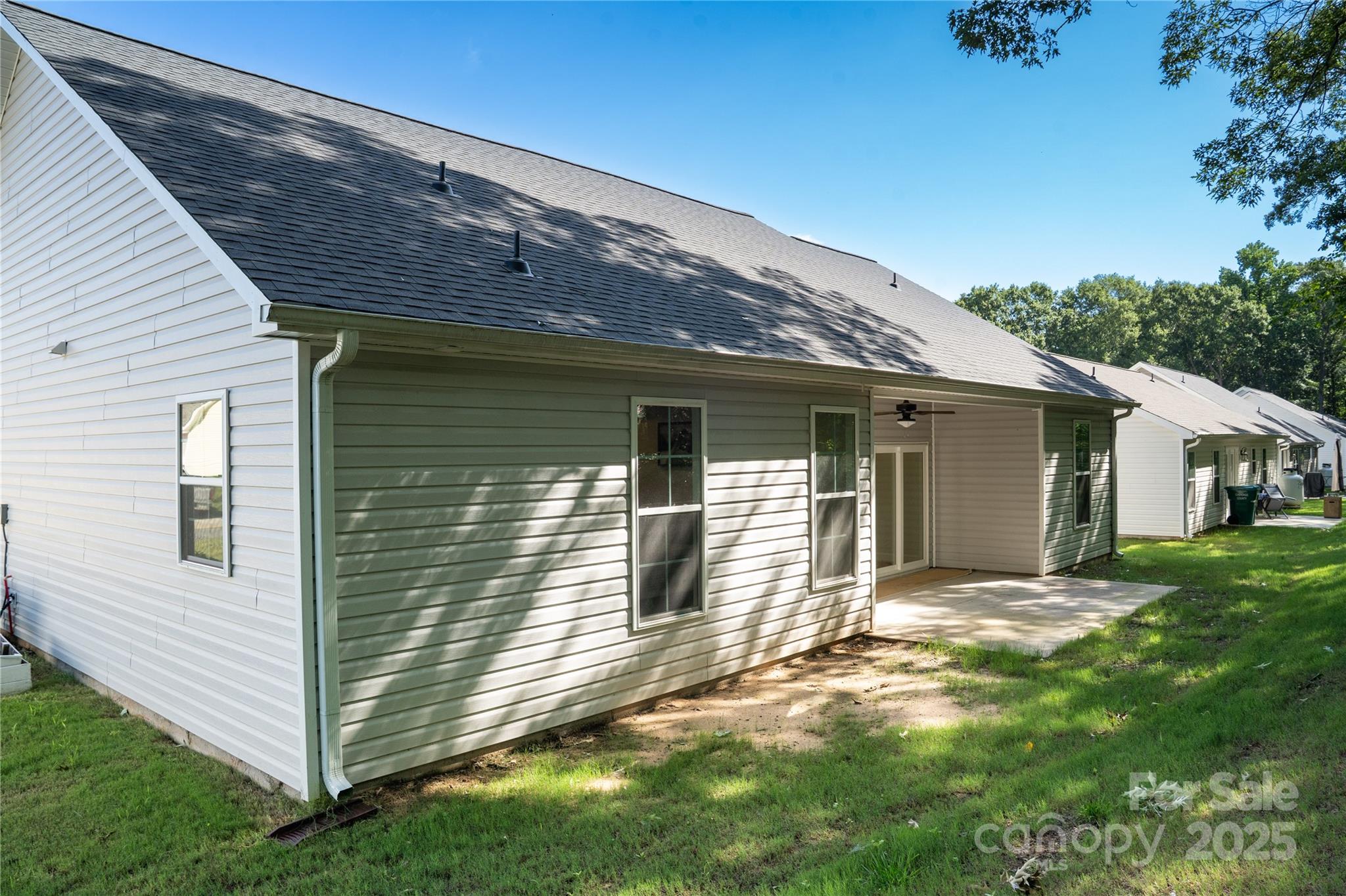 111 W Caylee Way