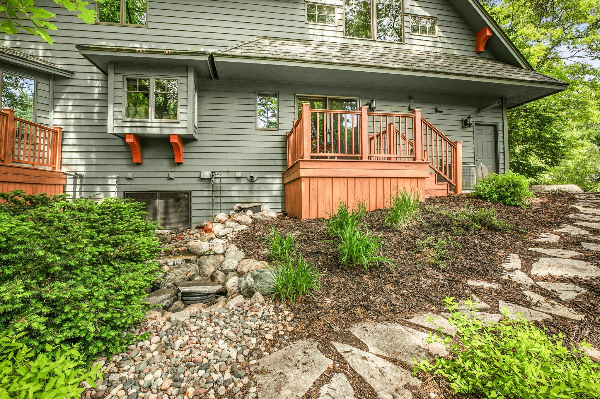 506 10th Street N