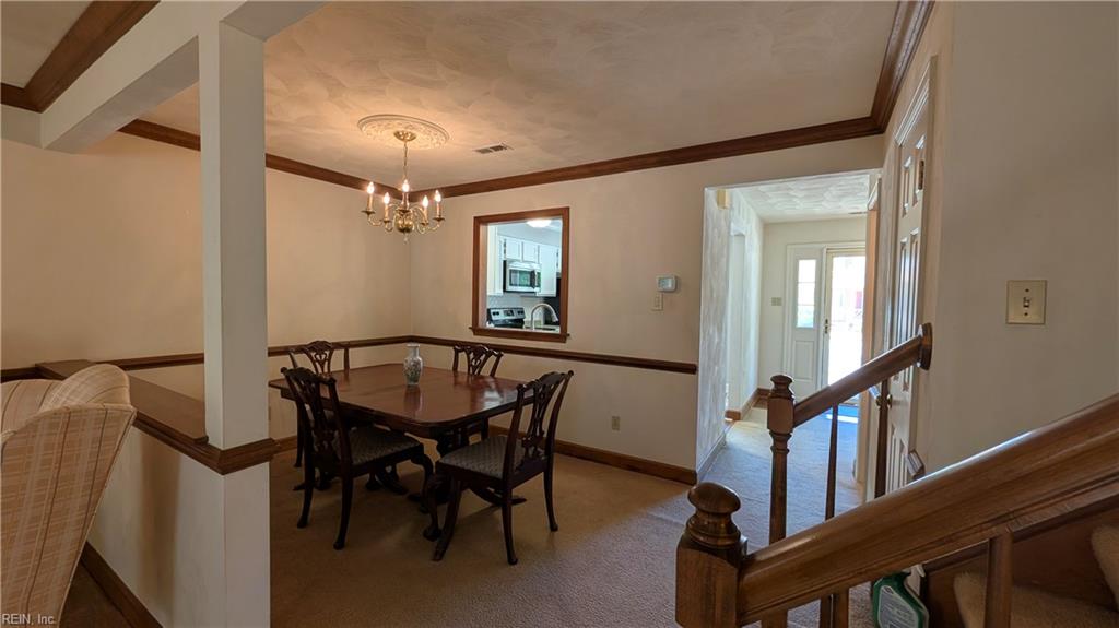 9 Riverview Court
