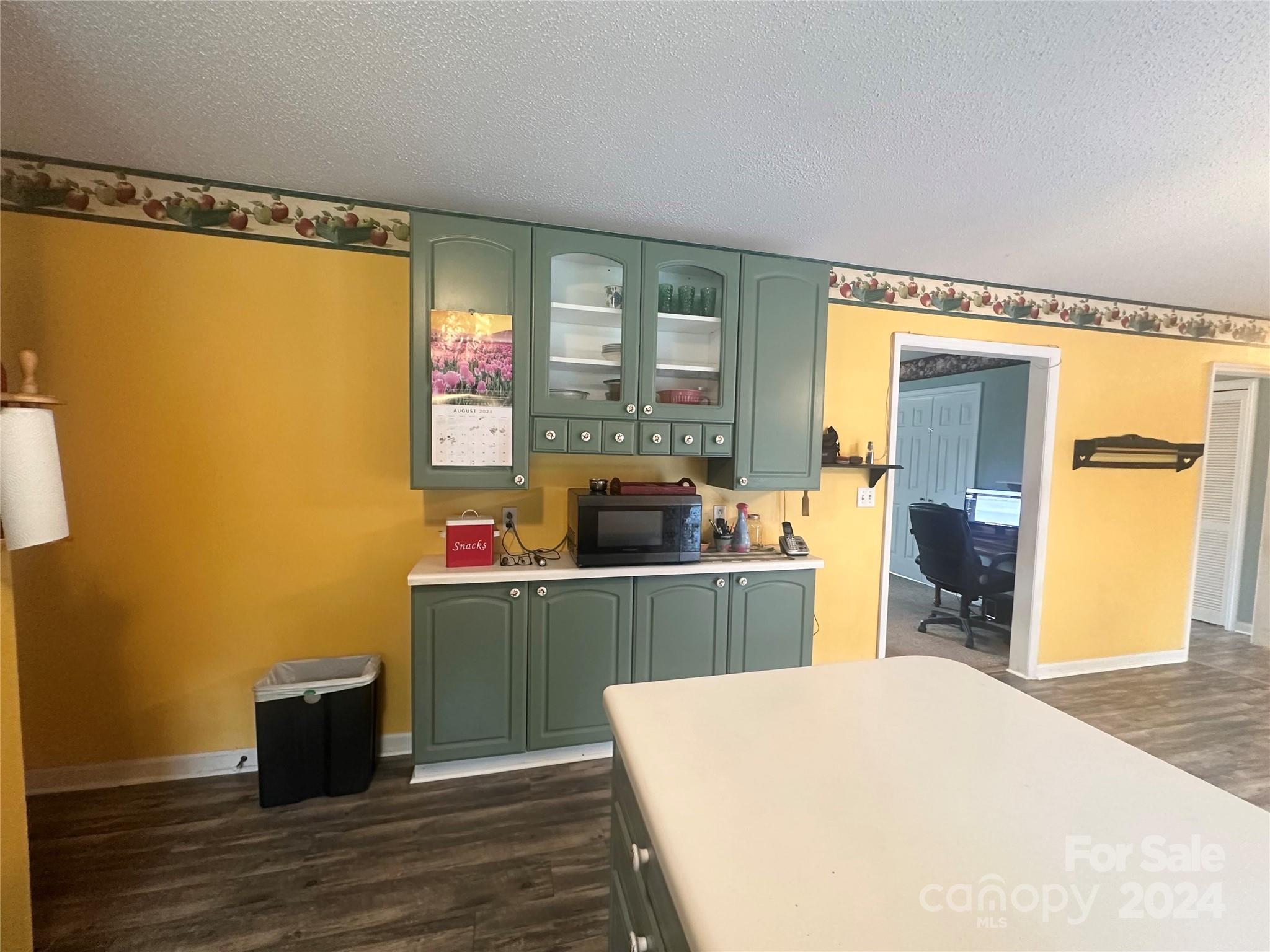4050 Quarry Estates Road