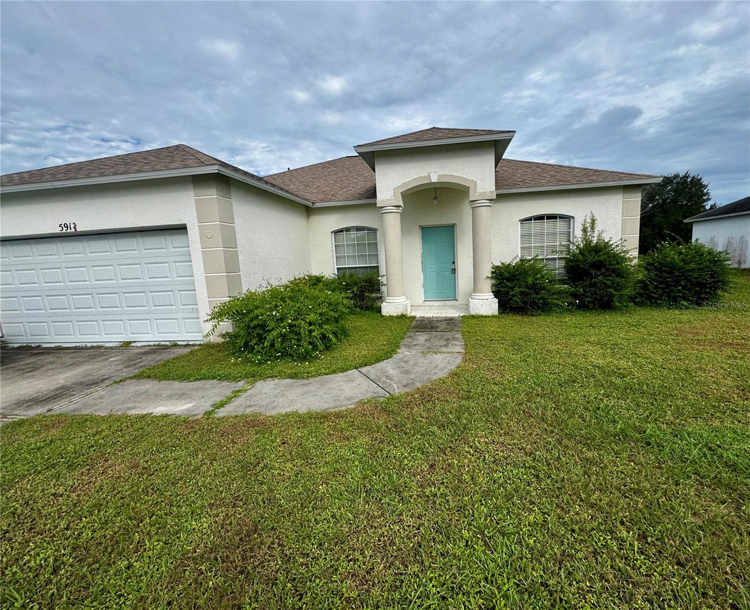 5912 33rd Drive E