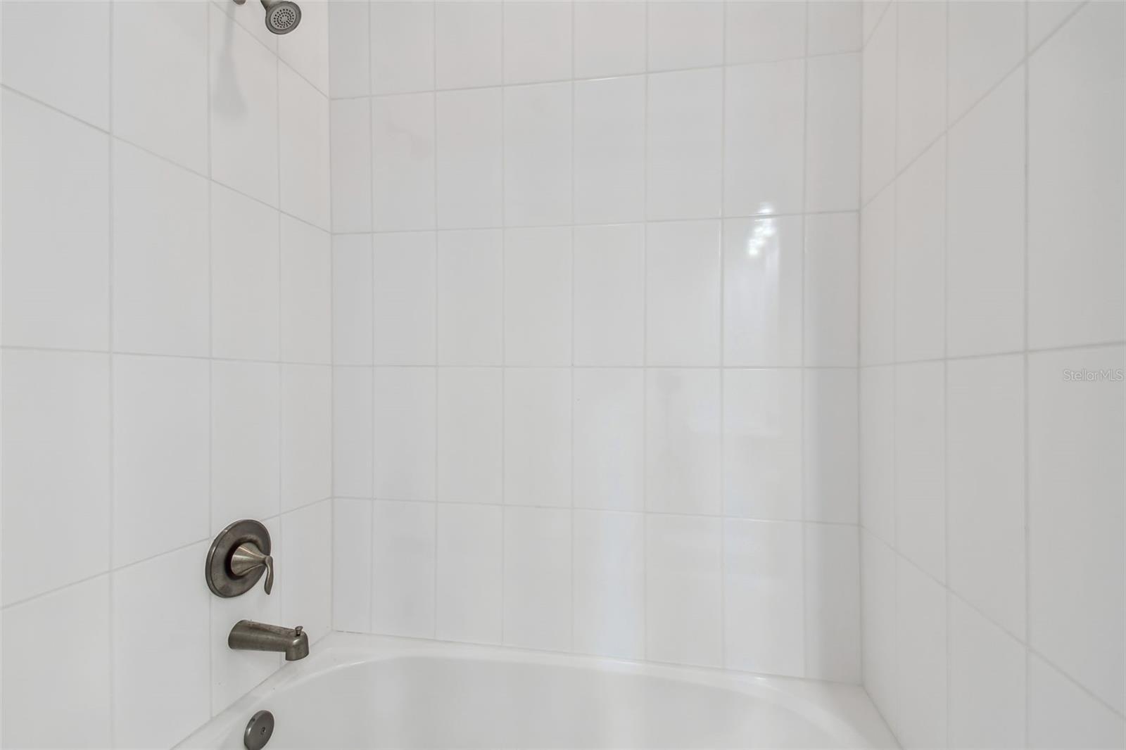 11239 Rustic Timber Loop