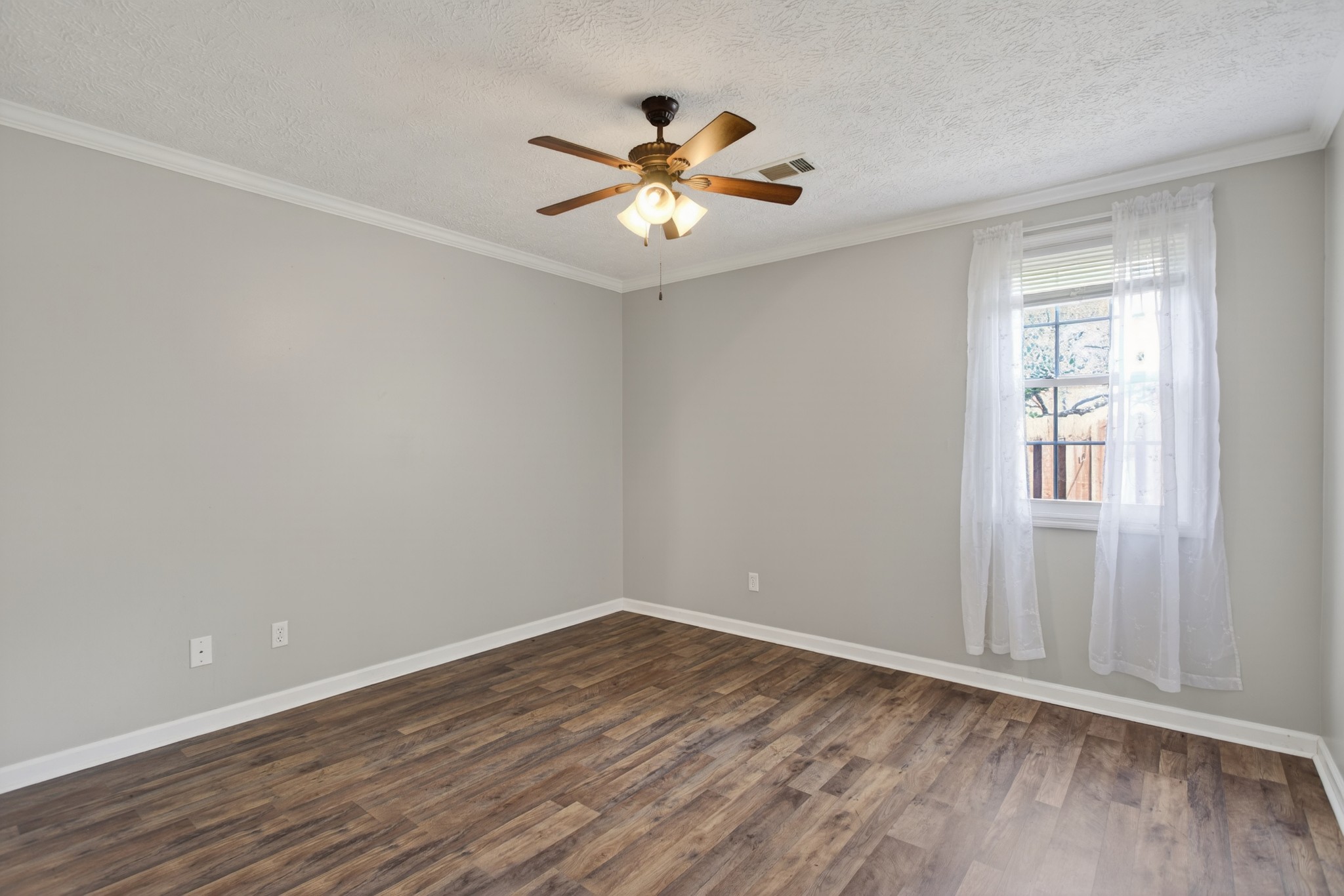 430 Walton Ferry Rd 200