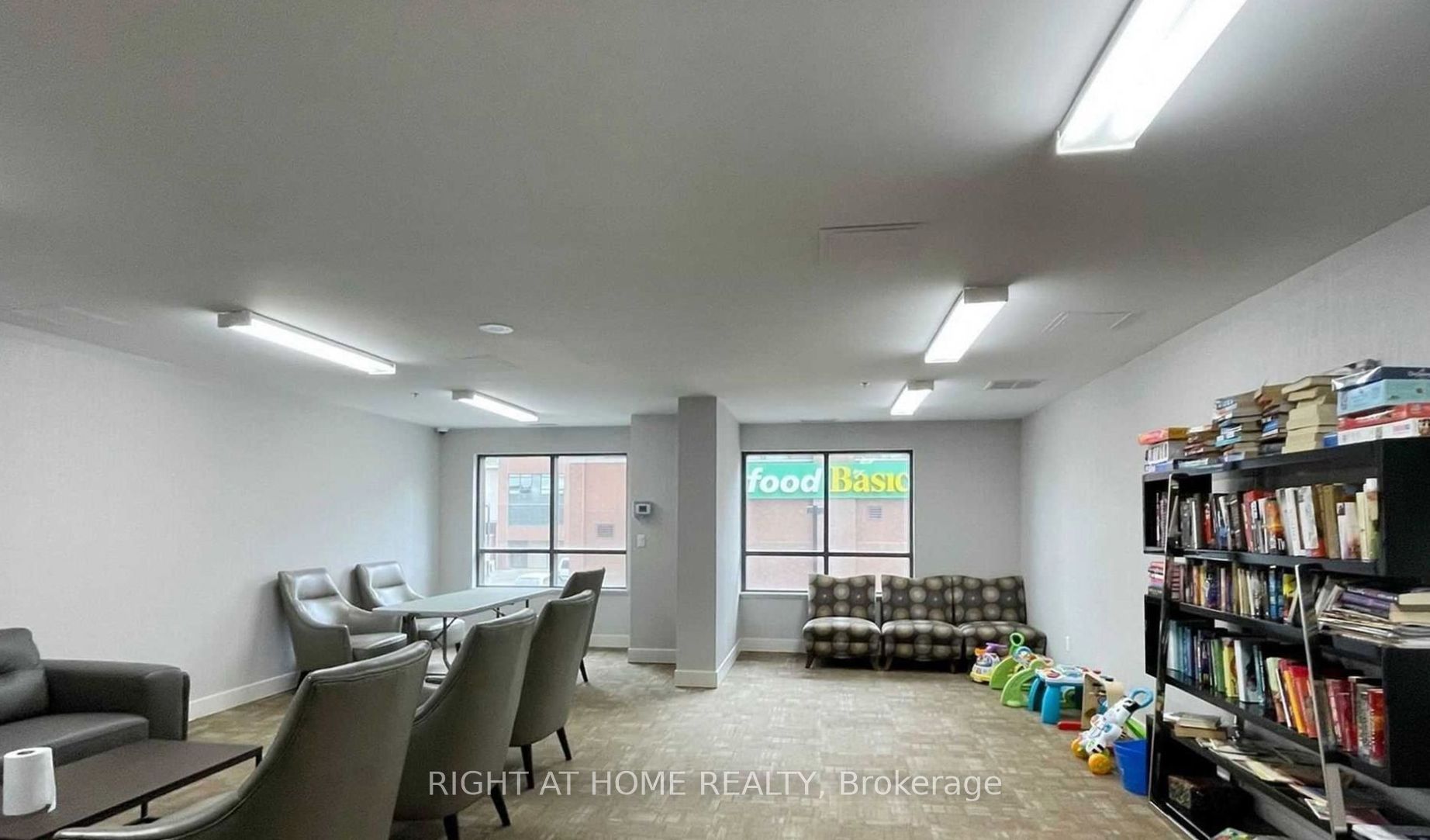 1420 Dupont St 604