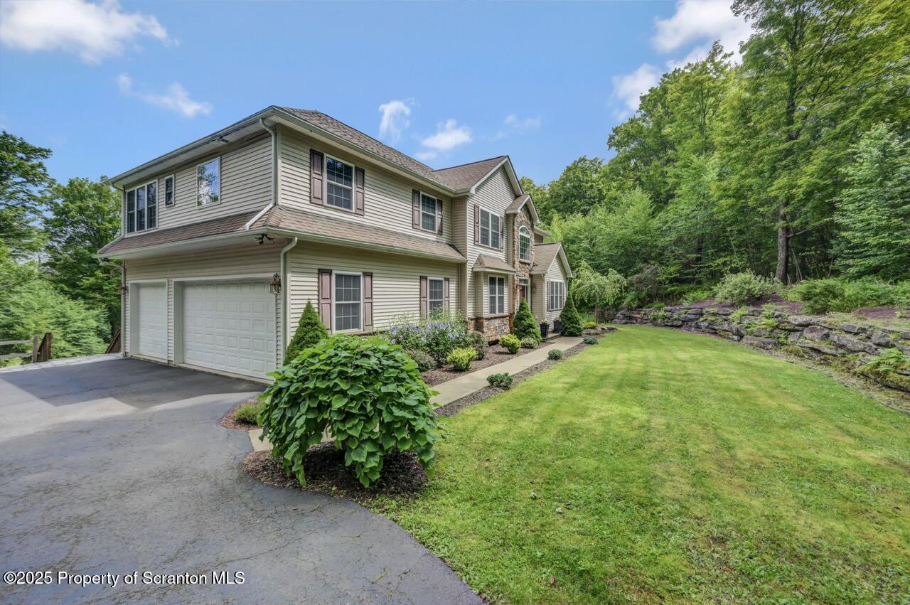 172 Constitution Drive