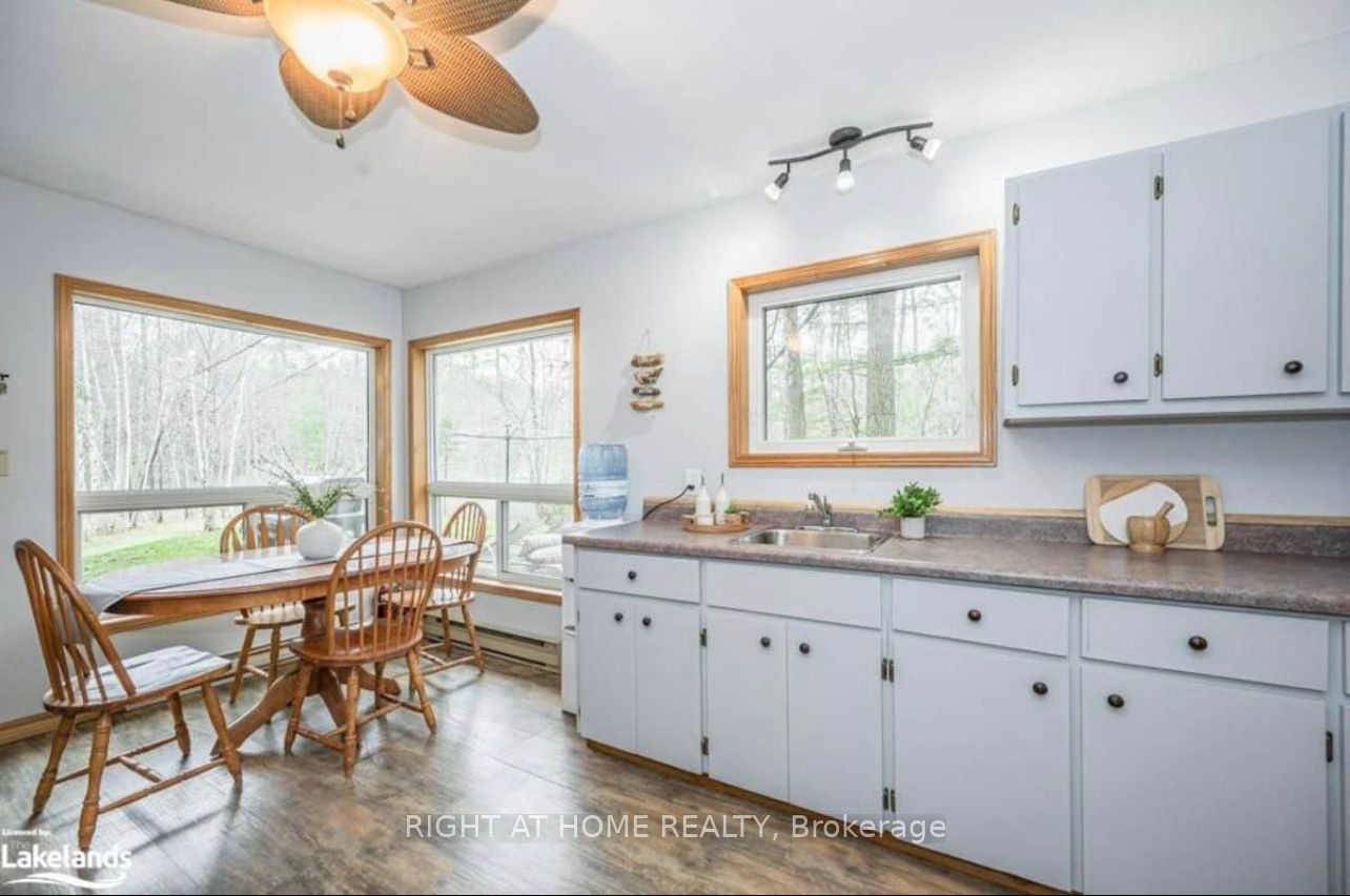 1055 Rainbow Lane