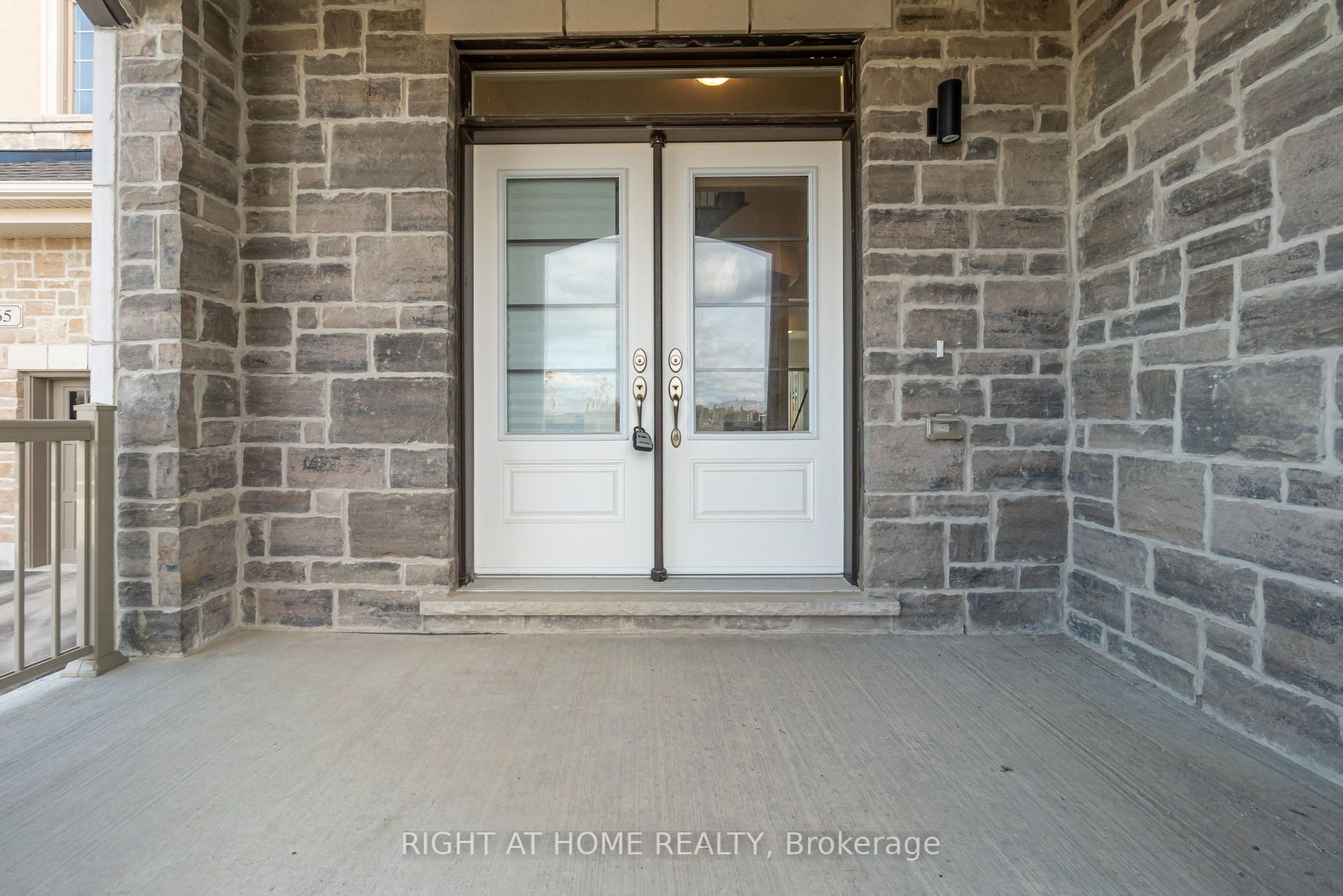 67 Connell Dr