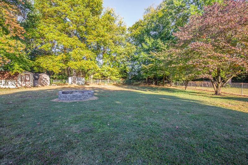 462 Deerfield Dr