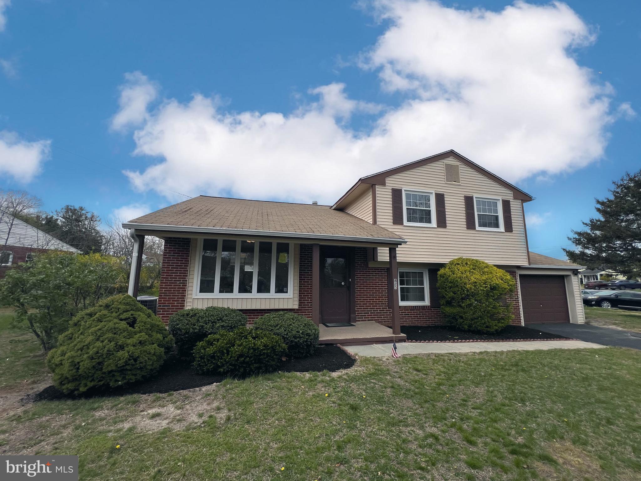 825 Lexington Avenue