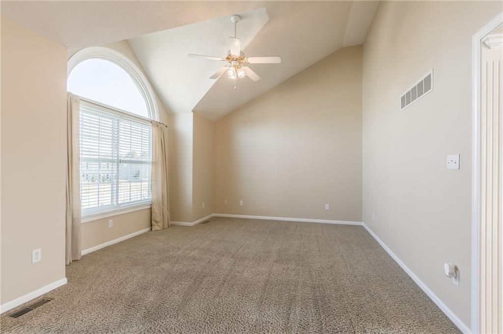 10700 N Holmes Street