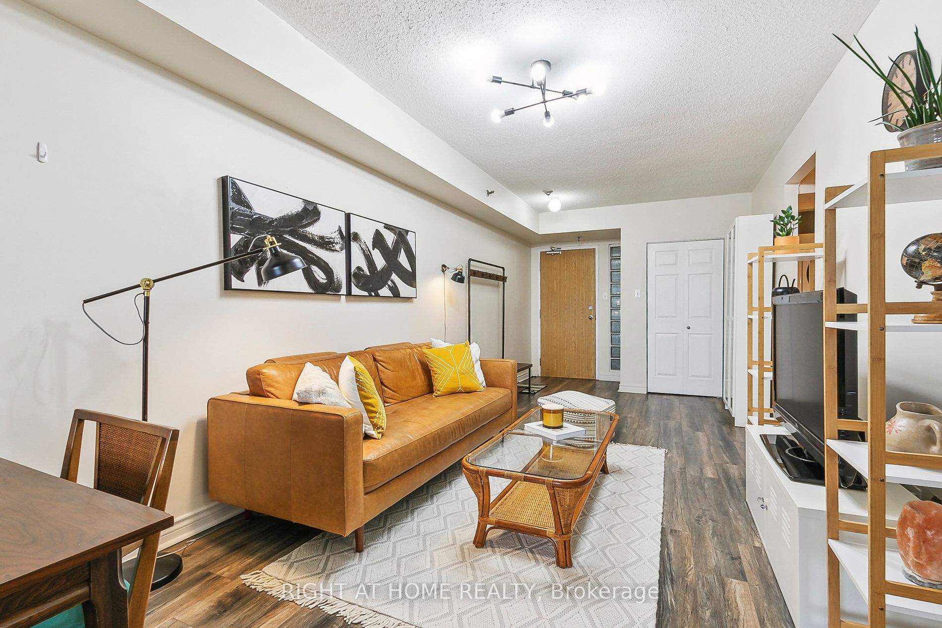 5800 E Sheppard Ave 304