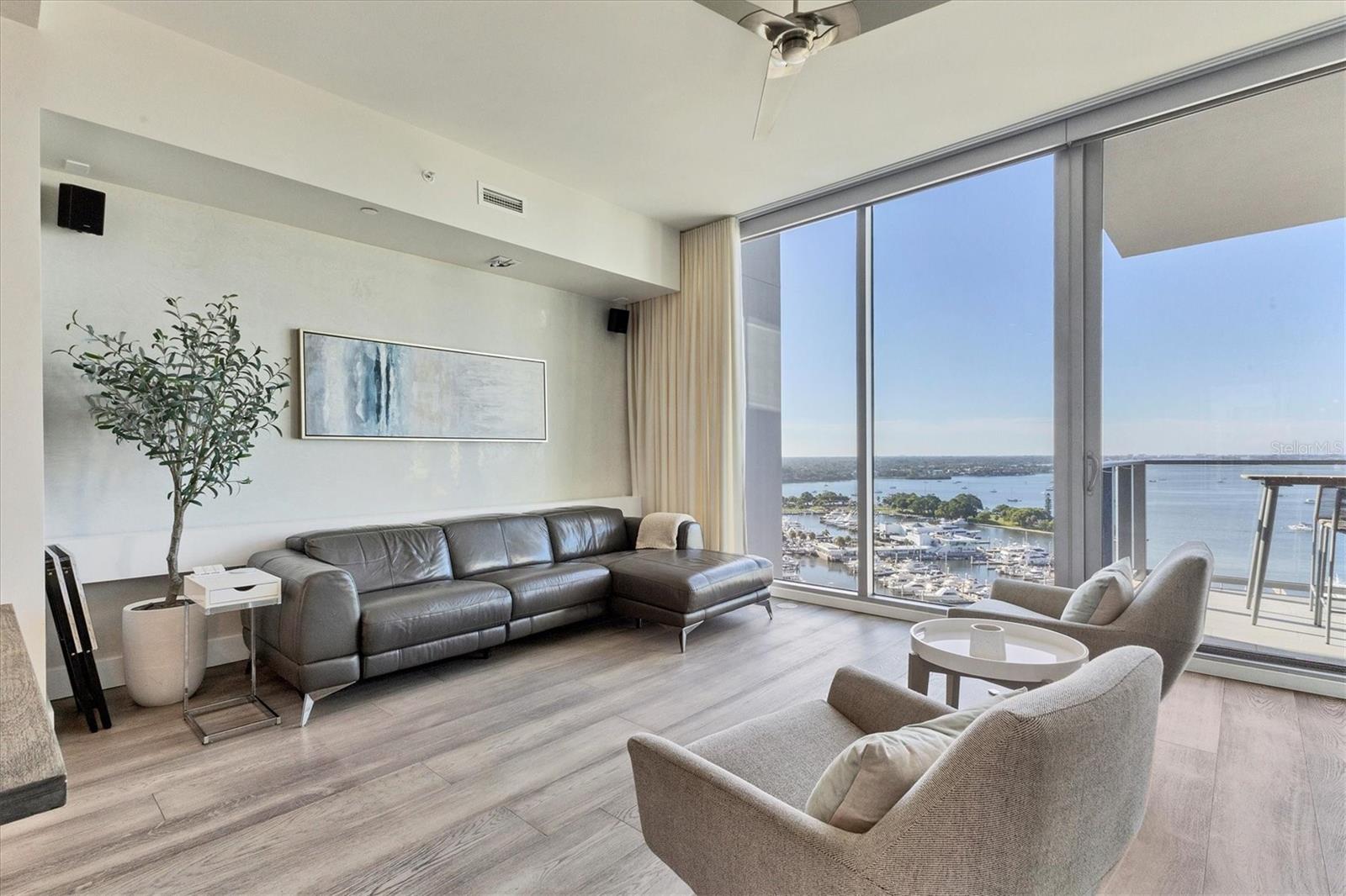 1155 N Gulfstream Avenue 1606