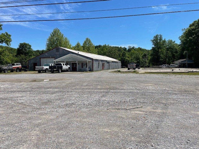 2765 Highway 70 E
