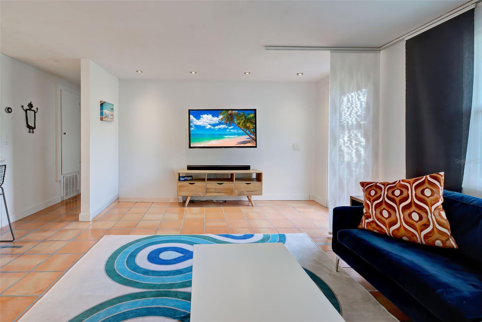 315 Palmetto Road W