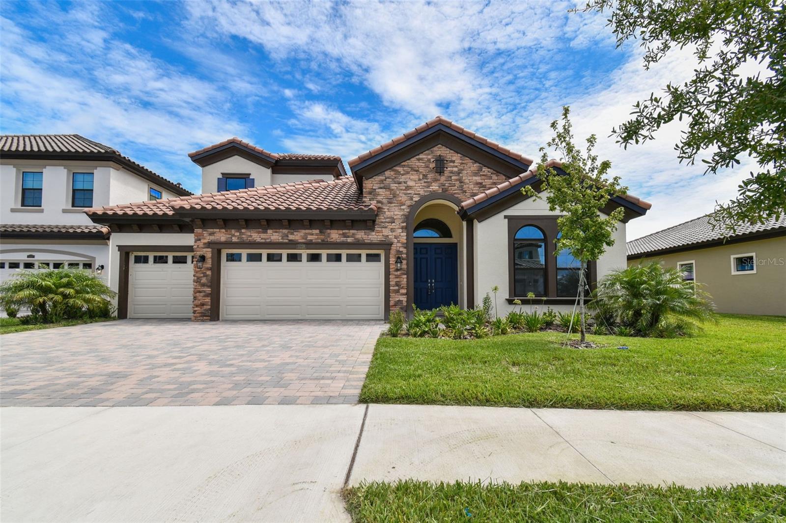 11239 Rustic Timber Loop