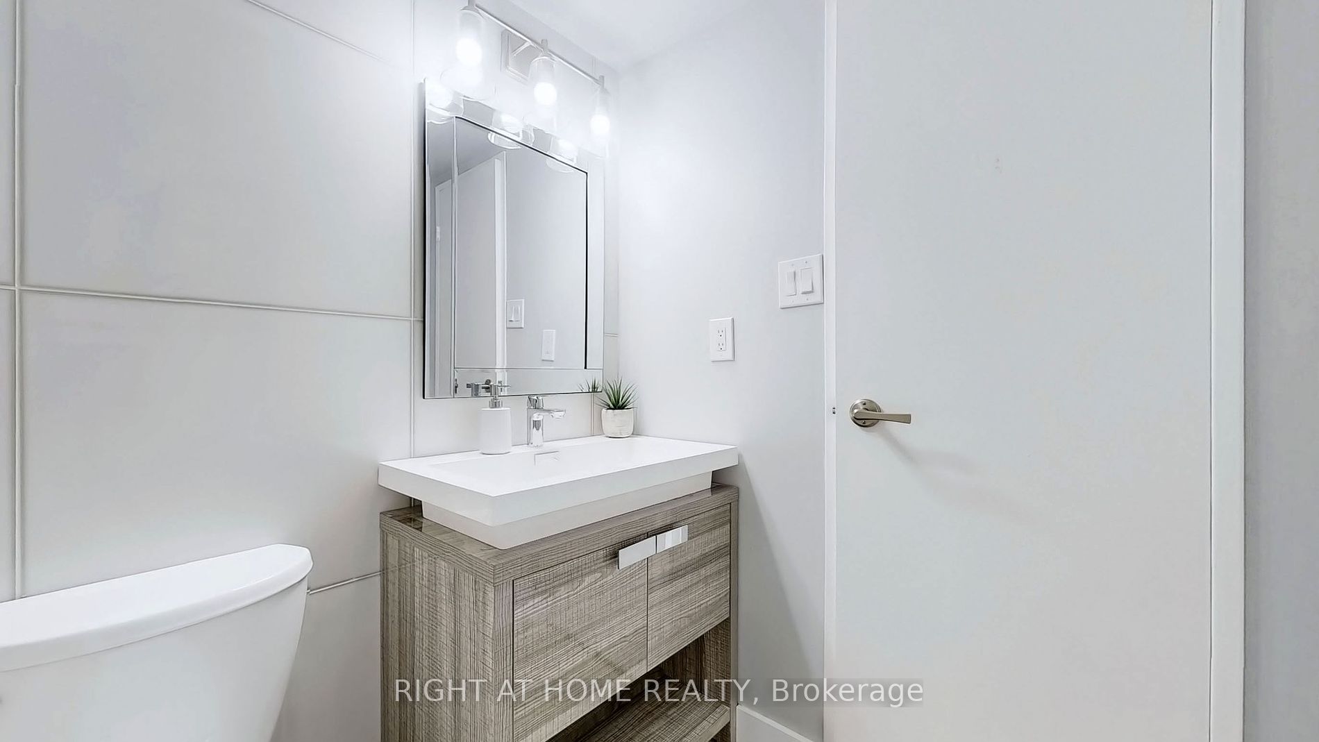 3151 Bridletowne Circ 702
