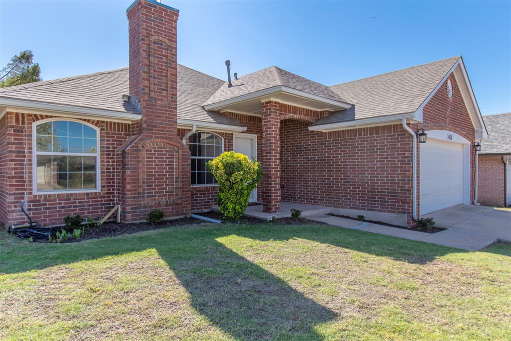 Fabulously remodeled home in Prairie Creek! No need to look at new, this one has it all! Beautiful new laminate flooring and fresh neutral paint throughout draws you in to so many beautiful features and upgrades, you'll want to move right on in. Fall is upon us and the gas log fireplace is ready for the task. Wait until you see the contemporarily appointed kitchen complete with tons of natural lighting, farm sink, endless premium kitchen counters, new custom cabinetry, and all new Frigidaire stainless steel refrigerator, dishwasher, and chef's gas oven.  Versatile floor plan offers two dining areas or make it your own with an extra space for the in-home office, exercise room, or cozy den. The master suite is a luxurious retreat with totally remodeled bath with gorgeous new walk in shower with frameless glass doors. You'll love the large vanity and his/hers walk-in closets.  Ample size secondary bedrooms have easy access to yet another totally remodeled bath with new tub/shower combo, vanity, and all new modern fixtures. Other upgrades include new HVAC system, updated hot water tank, garage door lift, and new garbage disposal. The location couldn't be any better with a Walmart about 1 mile away and other amenities in every direction.  I35 is only minutes away making an easy commute to anywhere.  Put this one first and end your search!