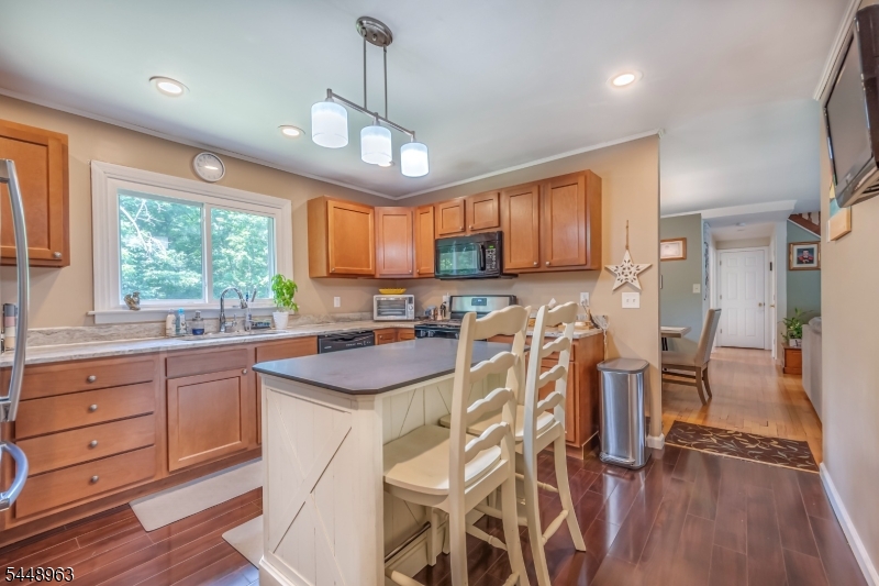 427 Mount Hermon Rd — photo 11 of 27