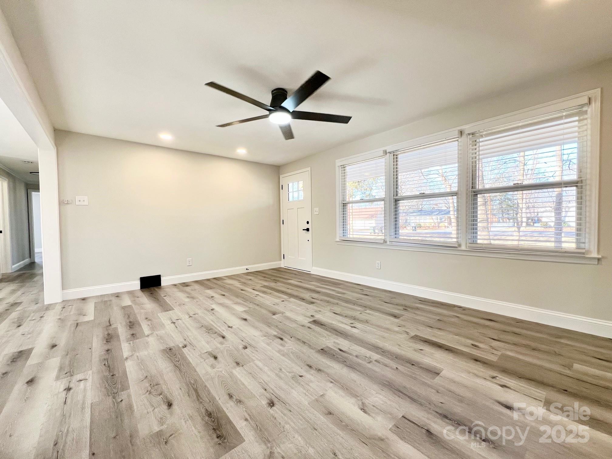 441 Kingfield Drive SW