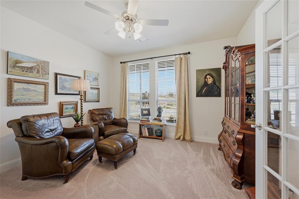 2708 W Cascade Drive
