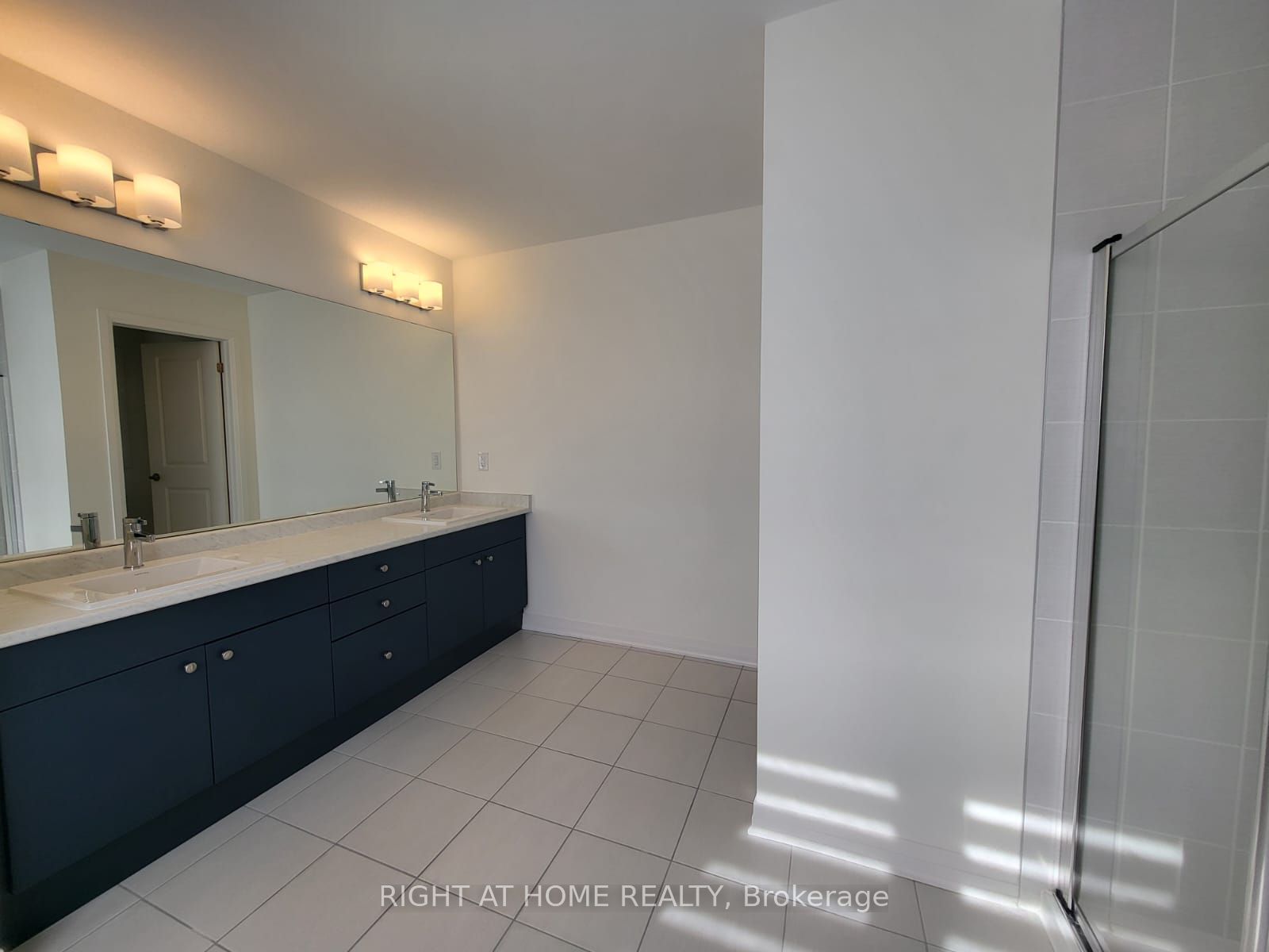 34 Copperhill Hts