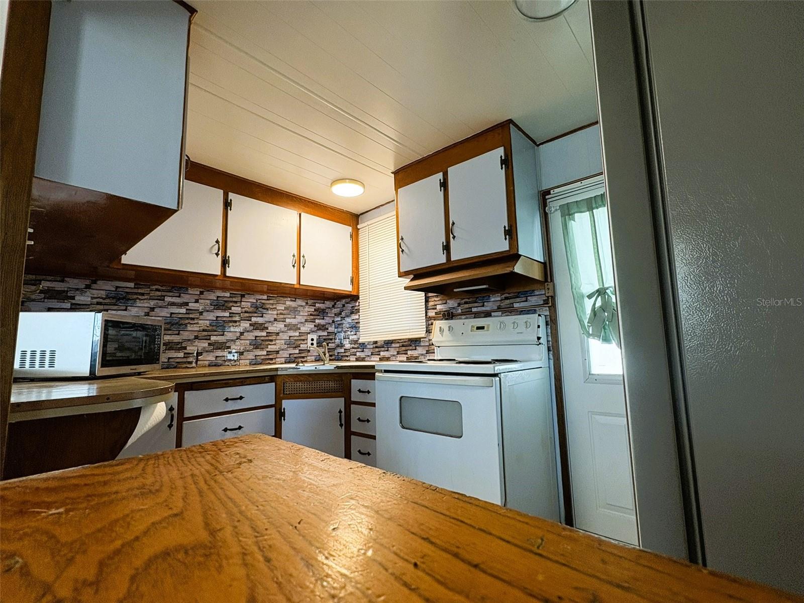 504 50th Avenue Dr W Avenue W