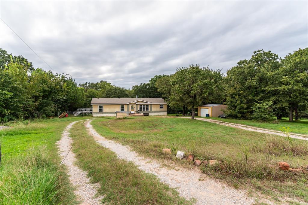 Peaceful 5-Acre Retreat Near Lake Thunderbird!
Welcome home to your private slice of nature just minutes from Lake Thunderbird! This well-maintained Palm Harbor manufactured home sits on 5 wooded acres, offering peace, privacy, and convenience. The spacious interior features a large kitchen with island, tilt-in thermopane windows for energy efficiency, and solid 2x4 construction reinforced with hurricane strapping.
You’ll love the circle drive, garage, and the calm, park-like setting filled with tall, mature trees. A chicken coop is already on the property—perfect for a homestead or easily removed if not needed.
Schedule your showing today—this is one you don’t want to miss!