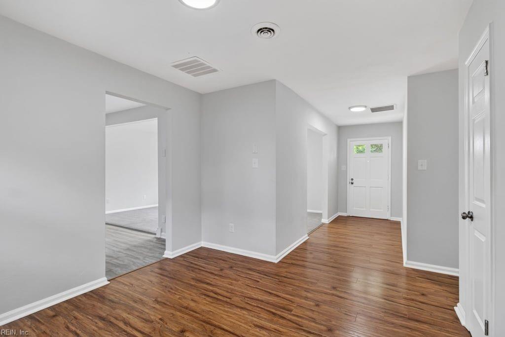 5309 Leesburg Drive
